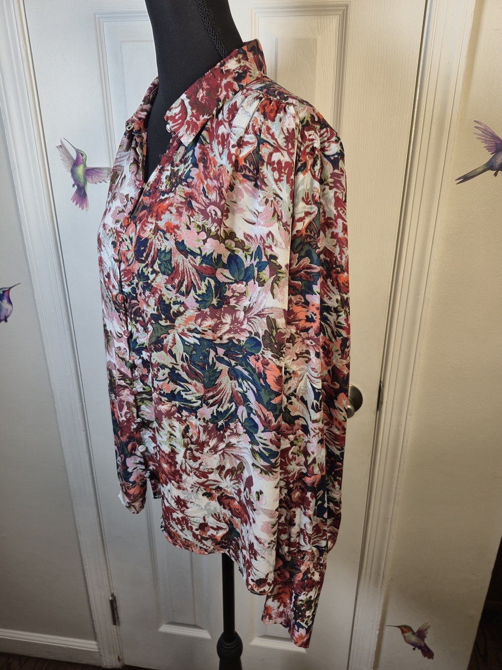 Rose + Olive Floral Button Down Multicolor Blouse Large - Picture 3 of 6